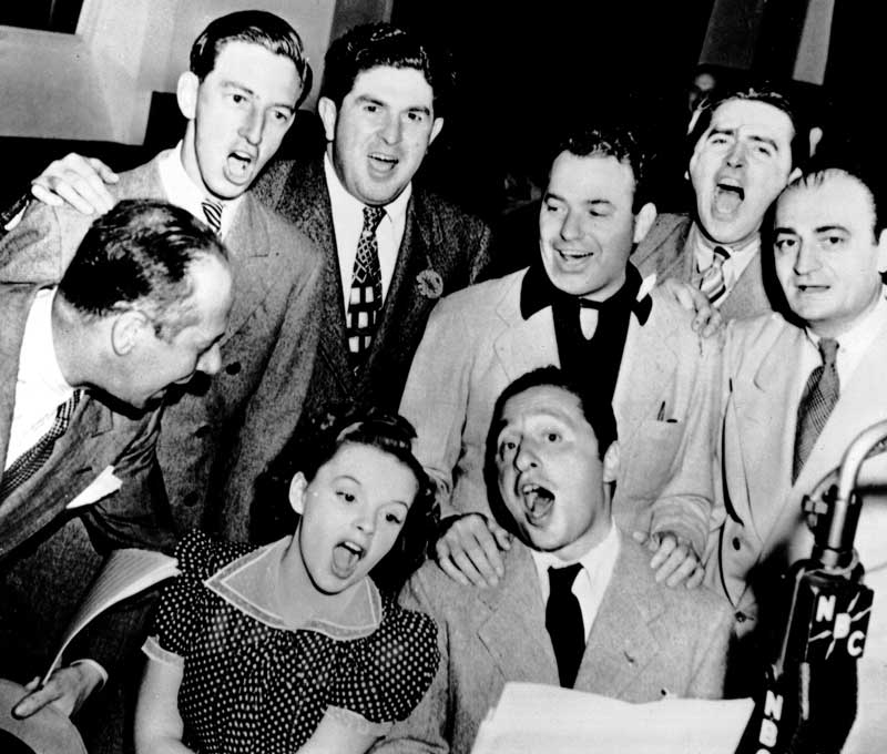 Harold Arlen singing with Oz cast, Yip Harburg